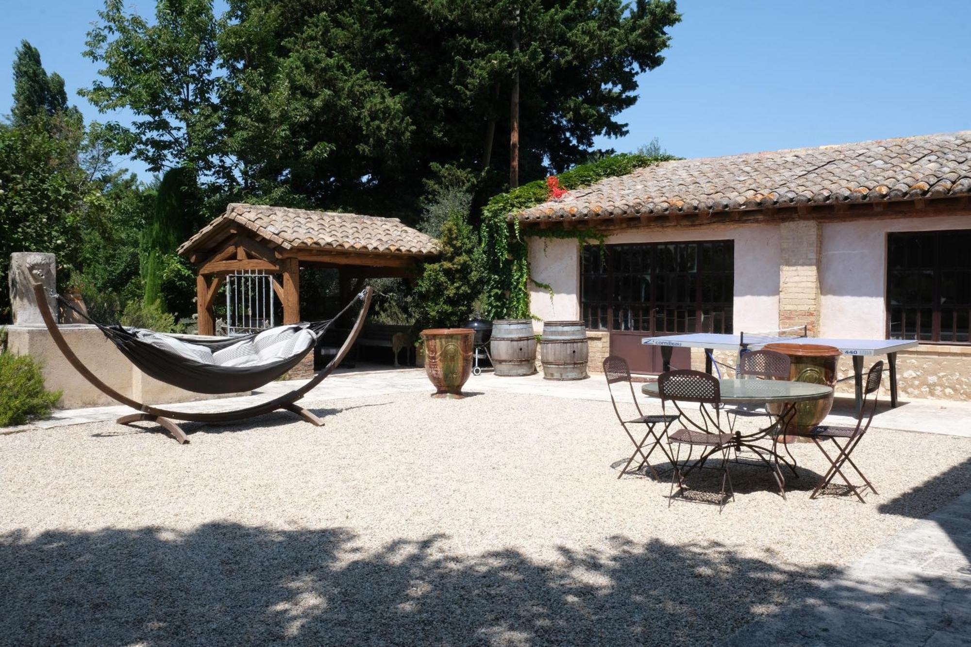 Typical Provencal Farm House Close To L'Isle Sur La Sorgue - 12 Persons 卡瓦永 外观 照片