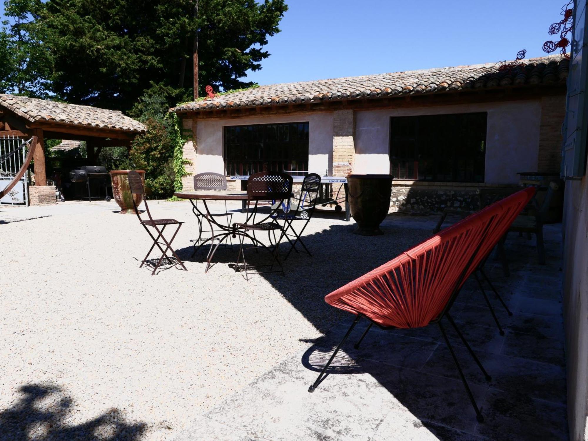 Typical Provencal Farm House Close To L'Isle Sur La Sorgue - 12 Persons 卡瓦永 外观 照片